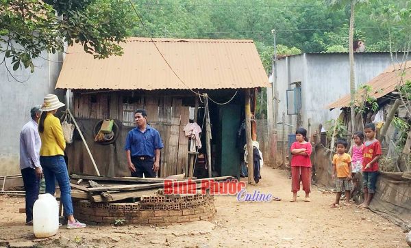 Báo Bình Phước: Người dân Thiện Cư thiếu nước sinh hoạt